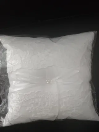 Cojín para anillos de boda blanco