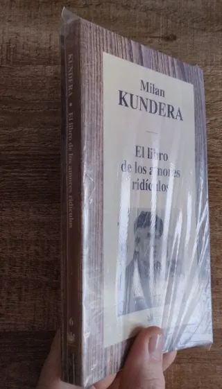 El libro de los amores ridículos. Milan Kundera