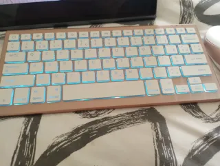 Teclado y Ratón Inalámbrico Jelly Comb