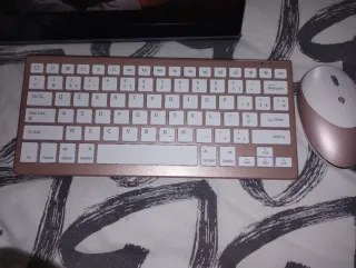 Teclado y Ratón Inalámbrico Jelly Comb