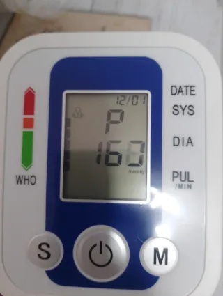 Tensiómetro de brazo en perfecto estado
