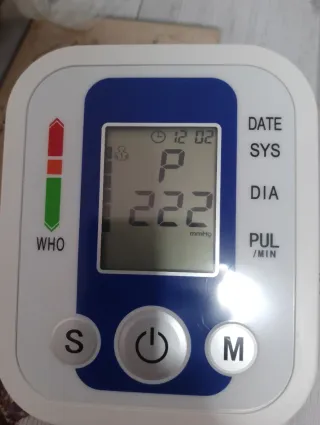 Tensiómetro de brazo en perfecto estado