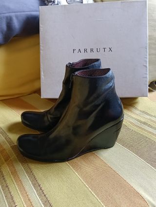 Botas Farrutx Negras Cuña