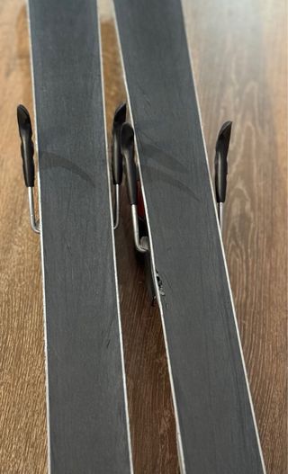 Esquís 180 cm Atomic Beta Puls Magnesium. SALE