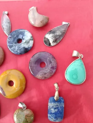 Colgantes de Alpaca y Piedras Naturales