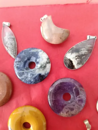 Colgantes de Alpaca y Piedras Naturales