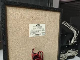 Altavoces JVC Negros