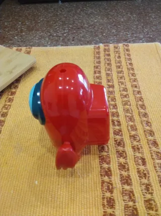 Figura Among Us Roja