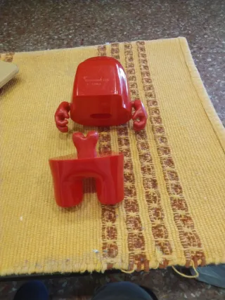 Figura Among Us Roja