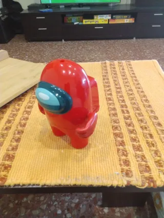 Figura Among Us Roja