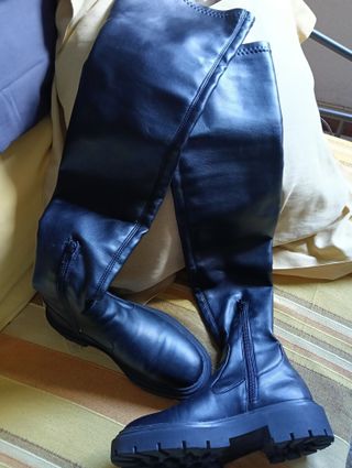 Botas altas Zara negras