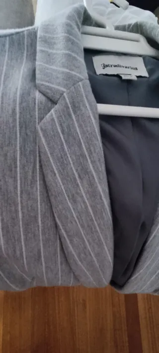 Americana gris Stradivarius Talla M