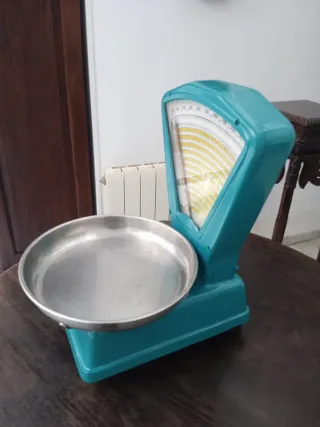 Balanza antigua ultramarinos