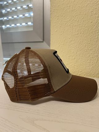 Gorra Trucker Tiburón