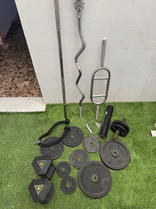 Máquina multifuncion, pesas, banco...