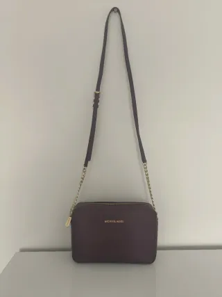 Bolso Michael Kors Morado y Dorado