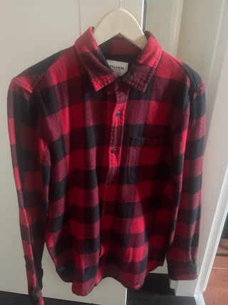 Camisa cuadros Pull&Bear roja y negra