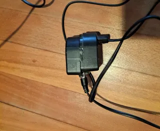 Lámpara de pie negra. Lectura