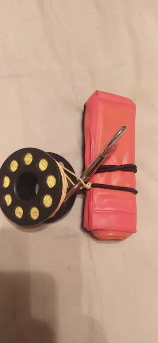 Boya de buceo y carrete Scubapro