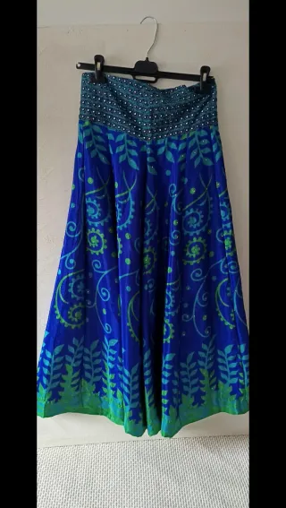 Falda pantalón seda azul y verde con goma