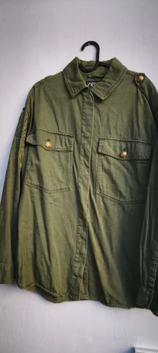 Camisa oversize Zara verde L