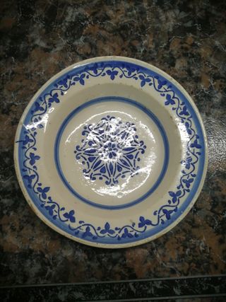 Prato de sopa antigo azul e branco