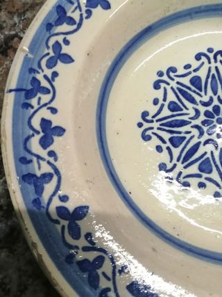 Prato de sopa antigo azul e branco