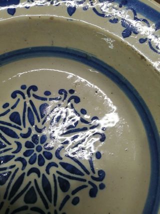 Prato de sopa antigo azul e branco