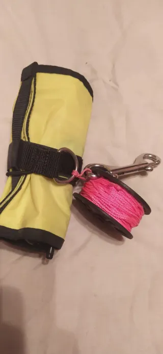 Boya buceo 1.5m + carrete 30m