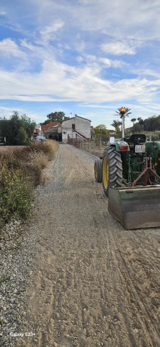 Trabajos agrícolas: tractor