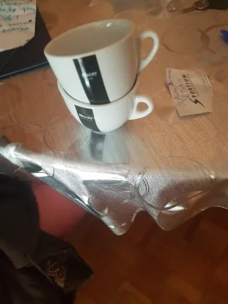 38 TAZAS CAFE Y 17 PLATOS en buen estado