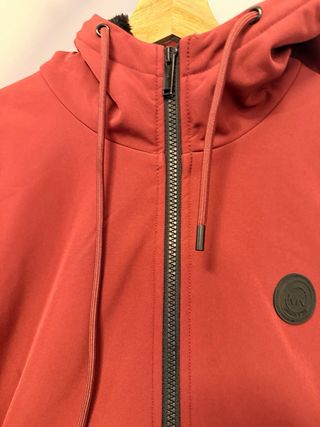 Chaqueta Michael Kors Roja con Capucha