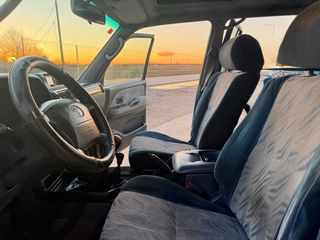 Toyota Land Cruiser 90 2000