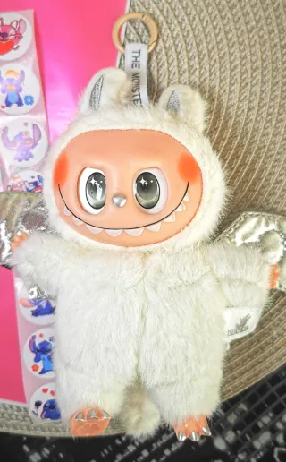 Labubu Zimomo Alas Ángel Plateadas