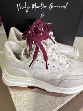 Tenis Vicky Martin Berrocal Beige/Blanco