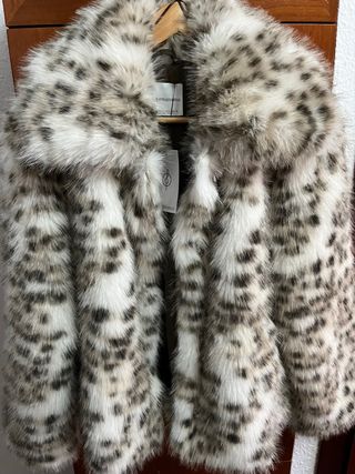 Chaqueta pelo estampado leopardo Stradivarius