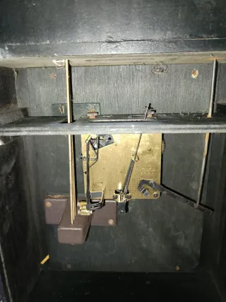 Reloj de pared antiguo