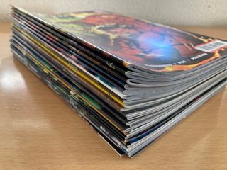 Lote 30 comics Hulk Rojo (casi completo)