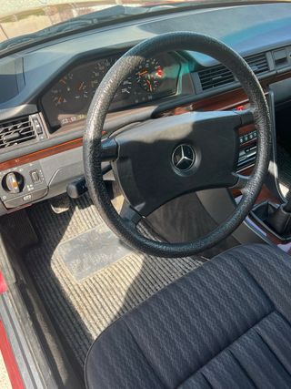 Mercedes-Benz W124 1991