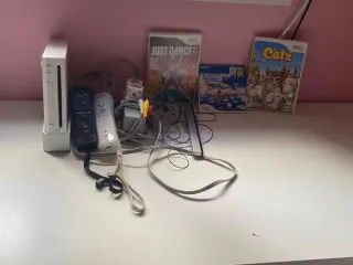 Consola Nintendo Wii Blanca + Juegos y Mandos