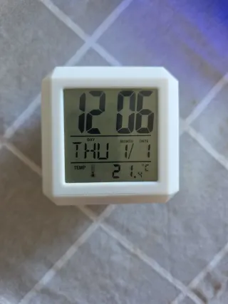 Reloj despertador digital blanco