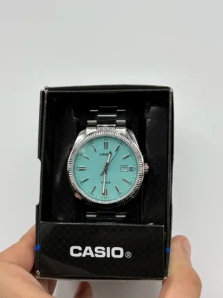 Casio MTP Tiffany Esfera Turquesa Acero