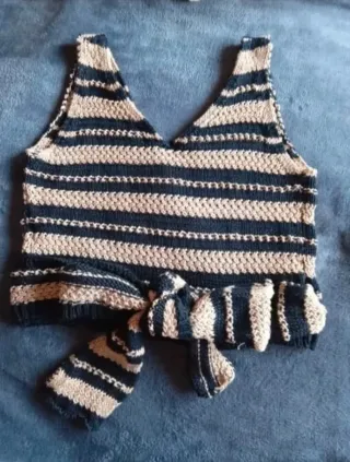 Top Crop Zara Rayas talla M