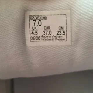 Zapatillas Vans Beige y Blancas