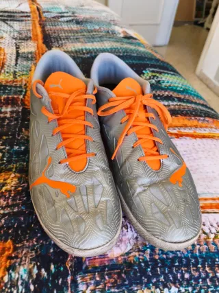 Botas de fútbol Puma ULTRA