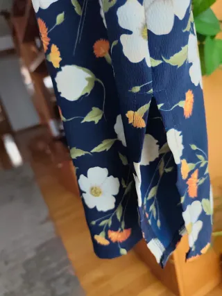 Blusa floral azul talla 58
