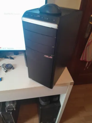 PC Gaming ASUS i7 4770K 24GB RAM
