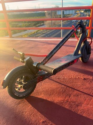 Patinete eléctrico plegable XIAOMI.