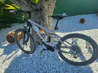 Bicicleta Eléctrica Scott Strike