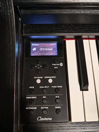 Piano Digital Yamaha Clavinova CLP-675